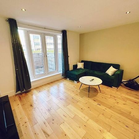 1 Bed Room Flat Near Central ロンドン エクステリア 写真